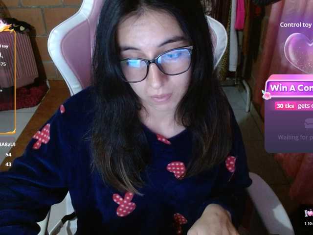 Maggie-Fox live cam on BongaCams