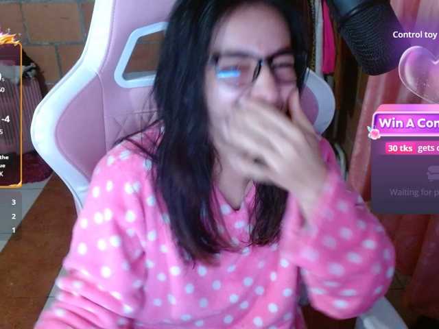 Maggie-Fox, en vivo ahora en BongaCams