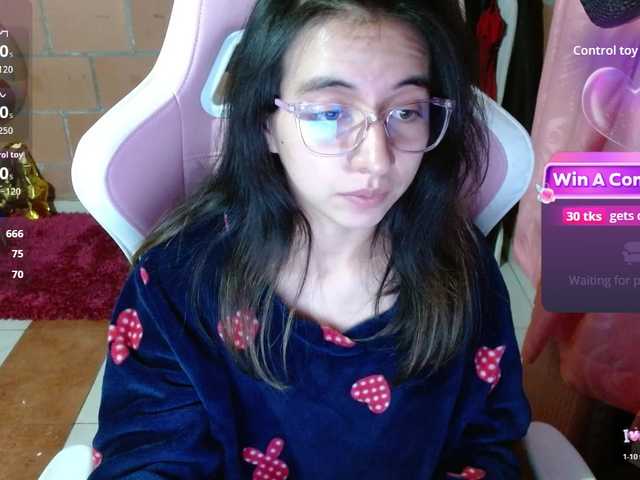 Maggie-Fox live cam on BongaCams