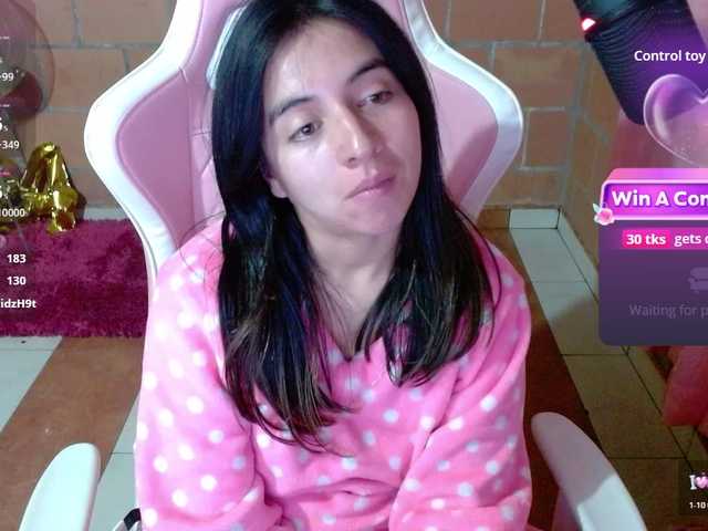 Maggie-Fox live cam on BongaCams