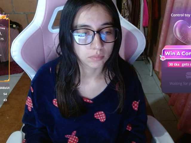 Maggie-Fox live cam on BongaCams