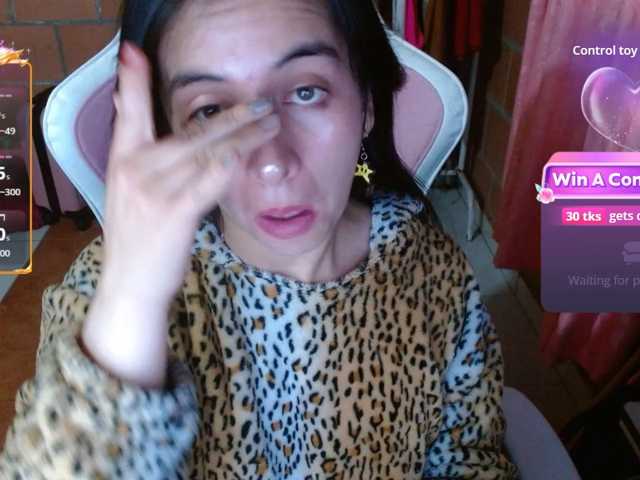 Maggie-Fox live cam on BongaCams