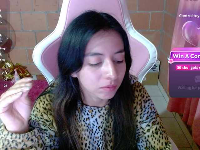 Maggie-Fox live cam on BongaCams