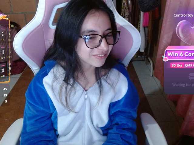 Maggie-Fox live cam on BongaCams