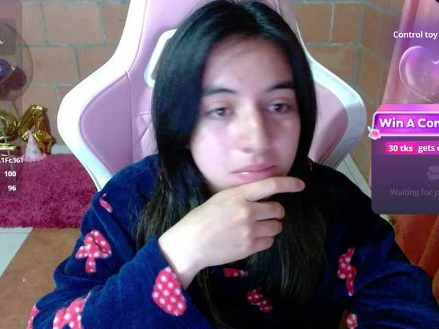 Maggie-Fox live cam on BongaCams