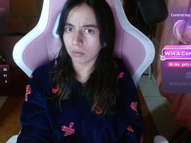 Maggie-Fox live cam on BongaCams