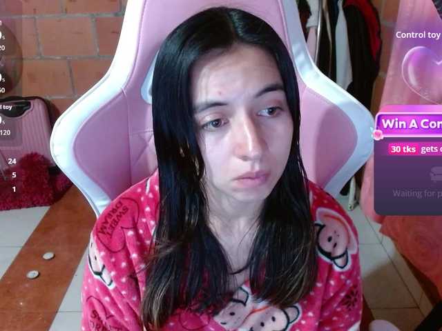 Maggie-Fox live cam preview