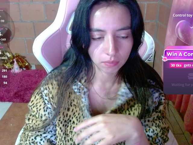 Maggie-Fox live cam on BongaCams