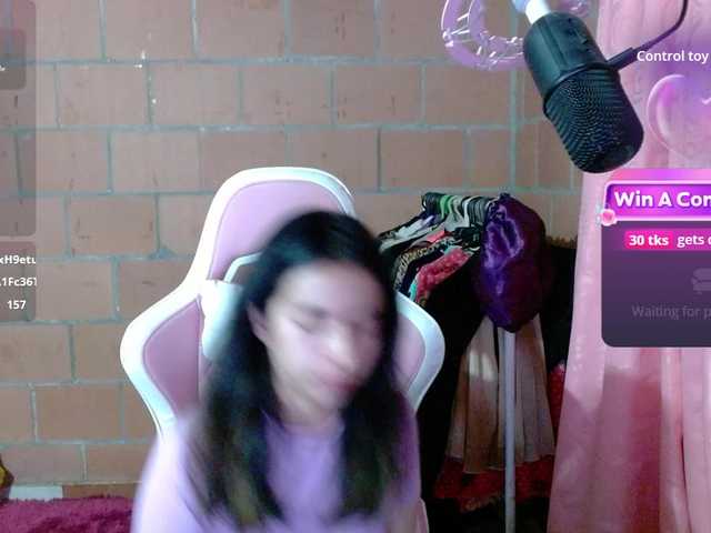 Maggie-Fox live cam on BongaCams