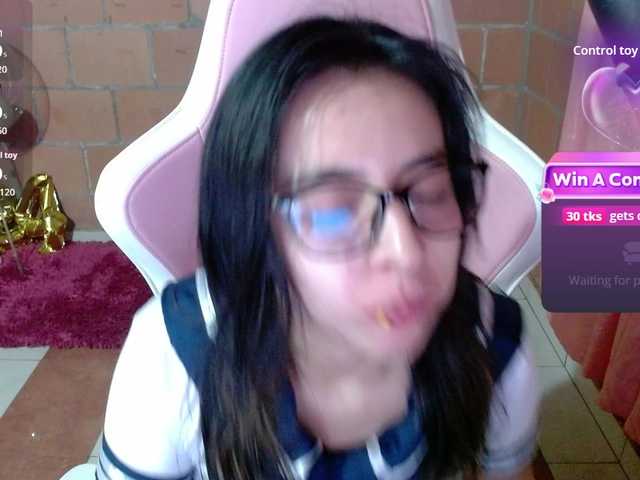 Maggie-Fox live cam on BongaCams