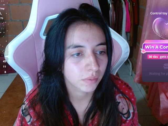 Maggie-Fox live cam on BongaCams