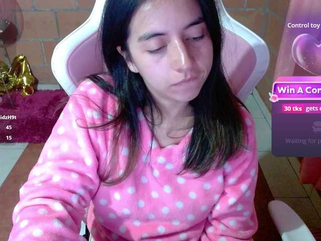 Maggie-Fox live webcam show