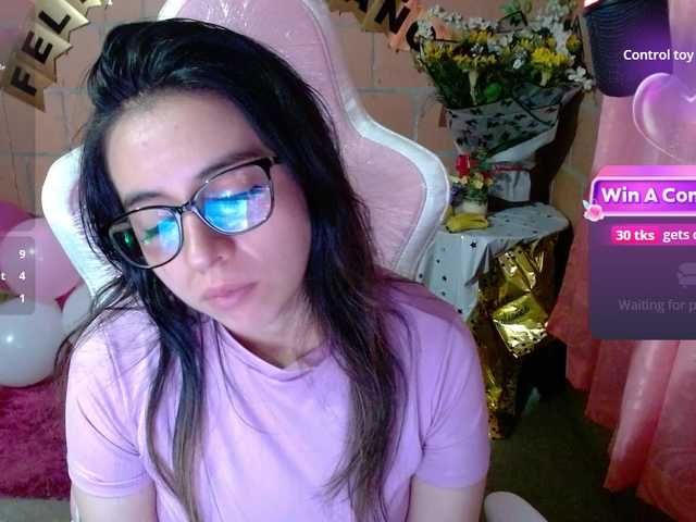 Maggie-Fox live cam on BongaCams