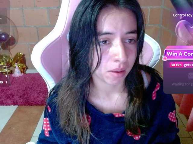 Maggie-Fox live webcam show