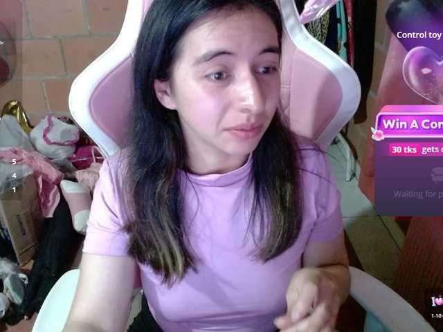 Maggie-Fox live on BongaCams