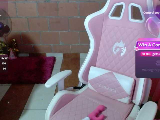 Maggie-Fox live cam on BongaCams