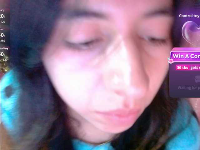 Maggie-Fox live cam on BongaCams