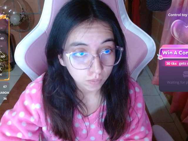Maggie-Fox live cam preview