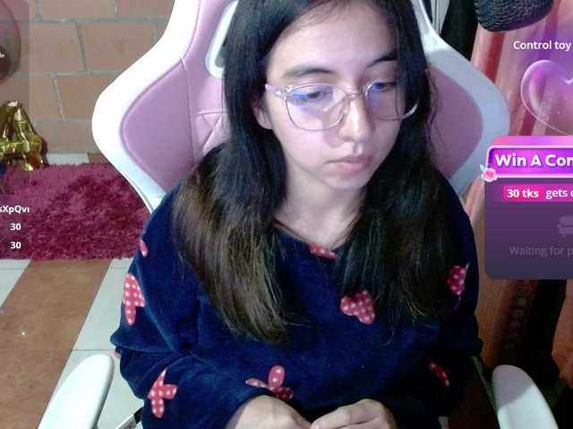 Maggie-Fox live cam on BongaCams