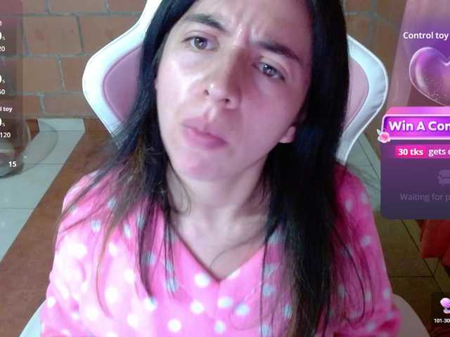 Maggie-Fox live webcam show