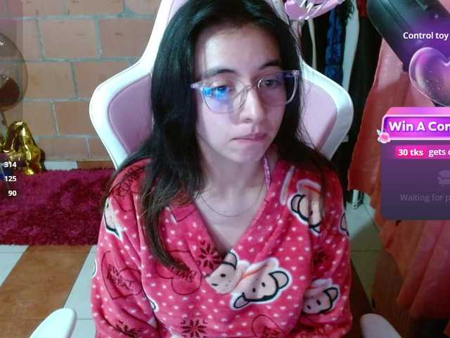 Maggie-Fox live cam on BongaCams