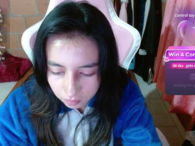 Maggie-Fox live cam on BongaCams