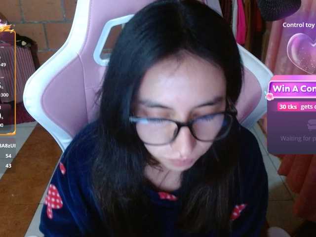 Maggie-Fox live cam on BongaCams