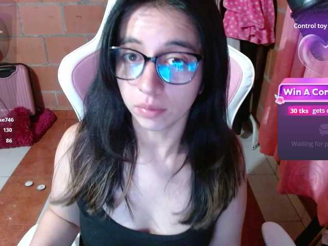 Maggie-Fox live cam on BongaCams