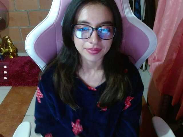 Maggie-Fox live cam on BongaCams