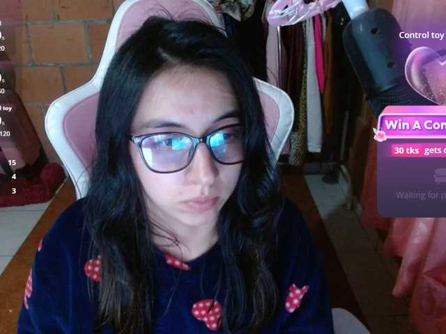 Maggie-Fox live cam on BongaCams