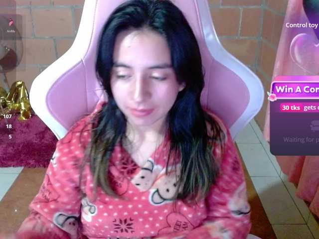 Maggie-Fox live cam on BongaCams