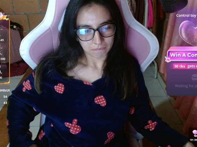 Maggie-Fox live cam on BongaCams