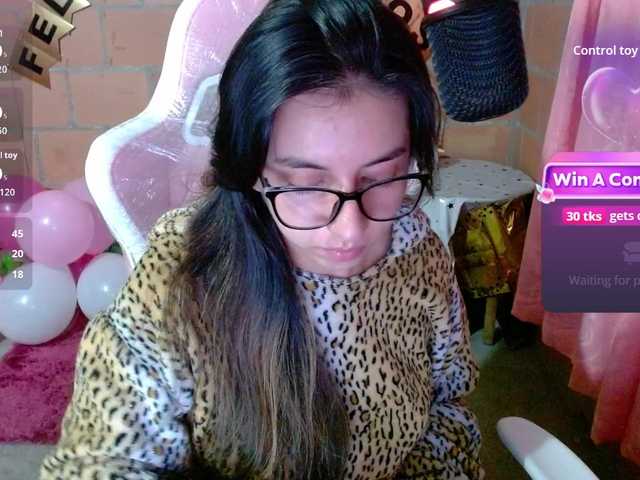 Maggie-Fox live cam on BongaCams