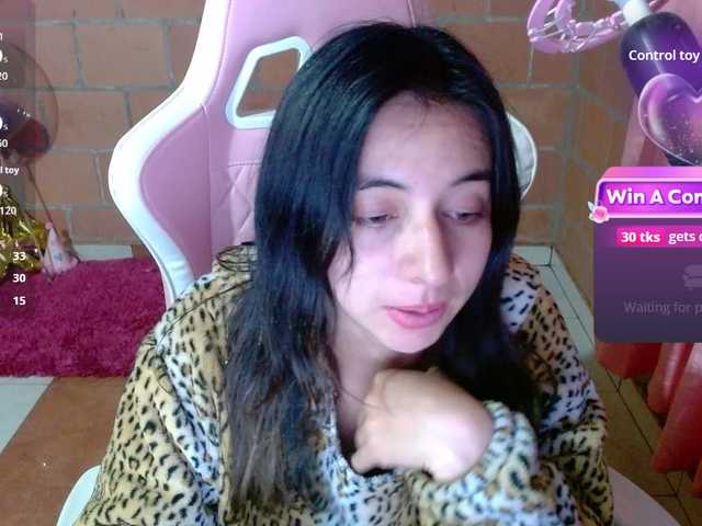 Maggie-Fox live cam on UnifiedCams