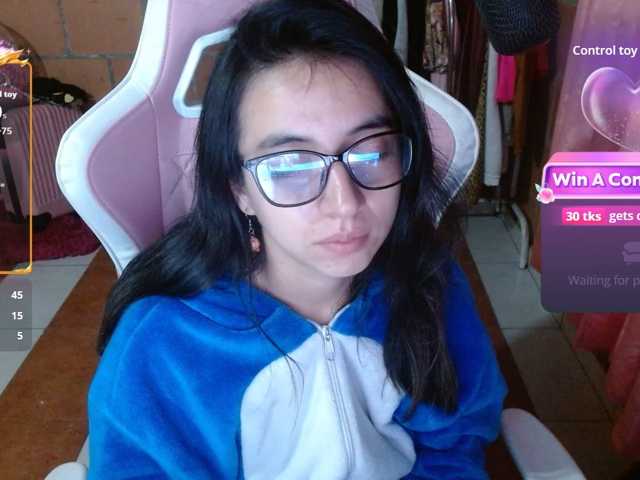 Maggie-Fox live cam on BongaCams