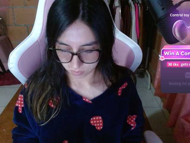 Maggie-Fox live cam on BongaCams