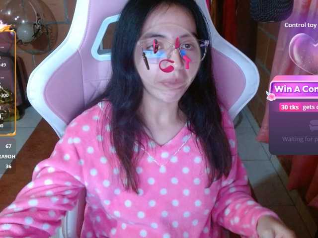 Maggie-Fox live cam on BongaCams