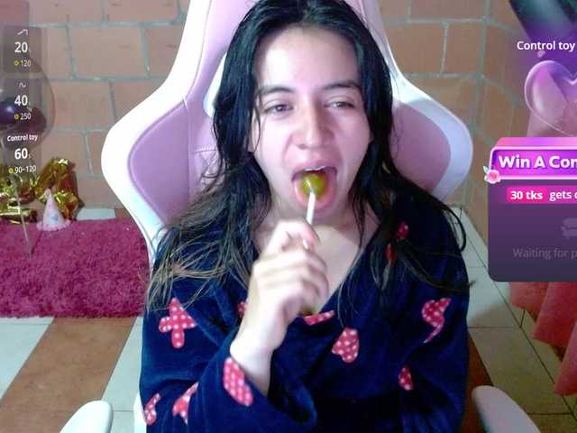 Maggie-Fox live webcam show