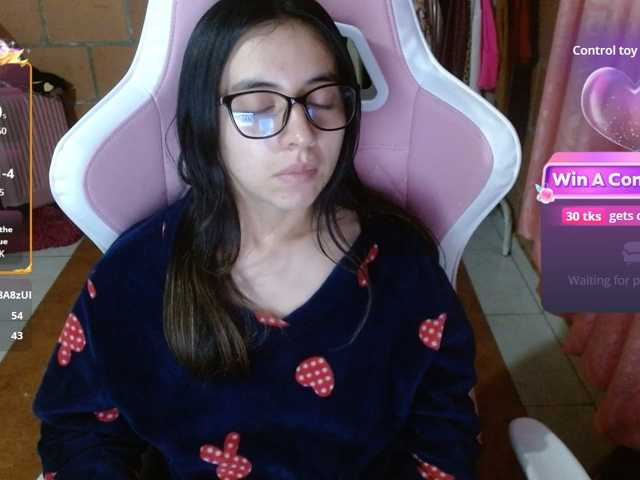 Maggie-Fox live cam on BongaCams