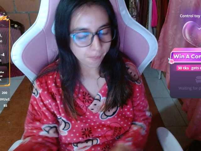 Maggie-Fox live cam on BongaCams