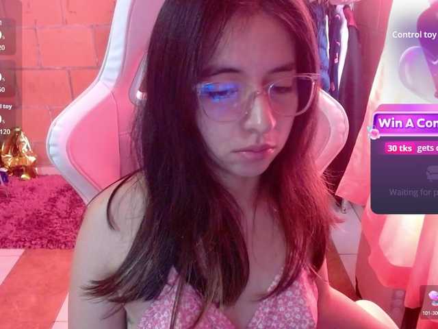 Maggie-Fox live cam on BongaCams