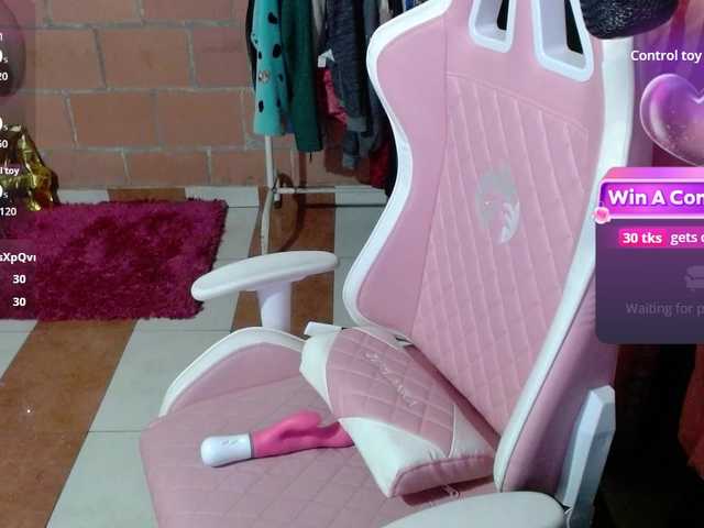 Maggie-Fox live cam on BongaCams