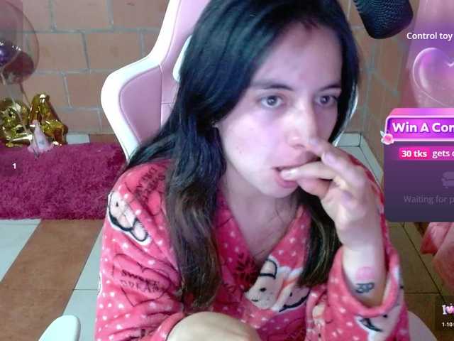 Maggie-Fox live cam on UnifiedCams