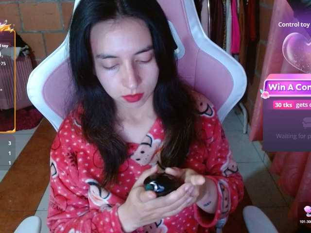 Maggie-Fox live cam preview