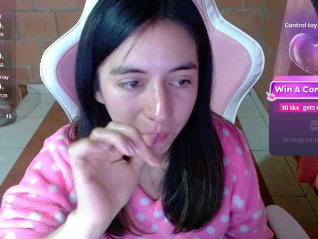 Maggie-Fox live webcam show