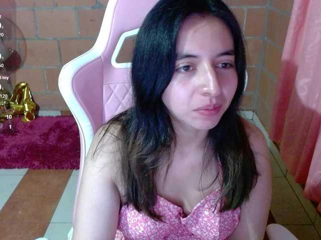 Maggie-Fox live webcam show