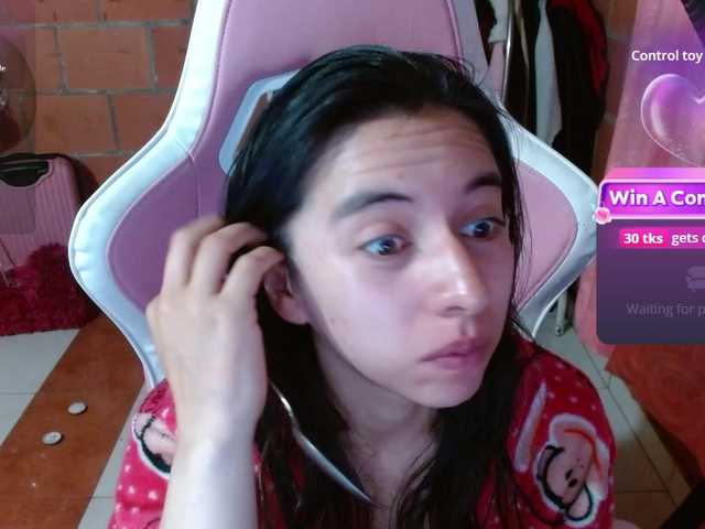 Maggie-Fox live cam on BongaCams