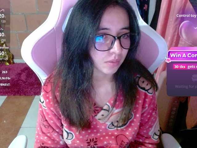 Maggie-Fox live cam on BongaCams