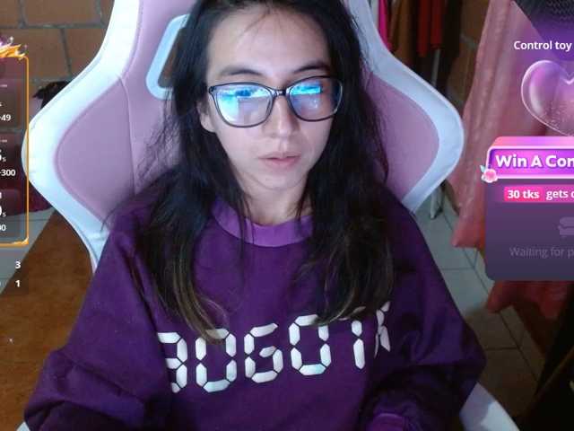 Maggie-Fox live cam on BongaCams