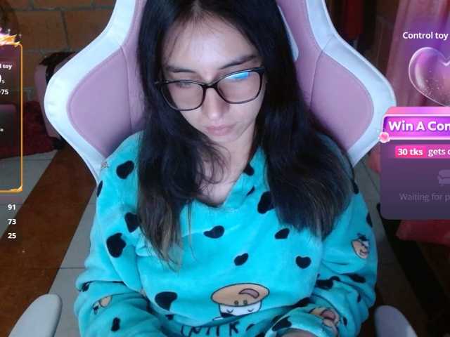 Maggie-Fox live cam preview